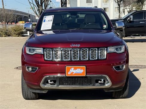 Used 2017 Jeep Grand Cherokee Overland image 8
