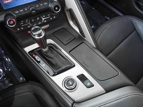 Used 2017 Chevrolet Corvette Z06 RWD image 13