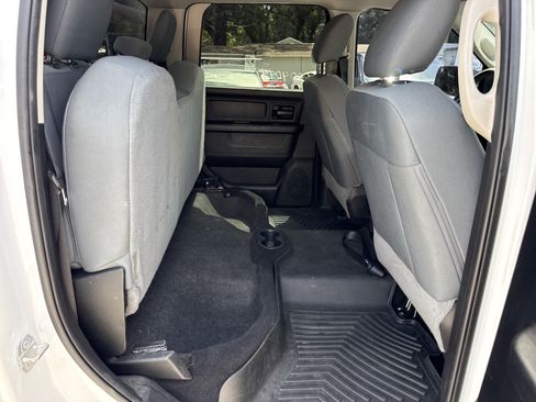 Used 2018 RAM 2500 Tradesman w/ Chrome Appearance Group AWD/4WD image 25