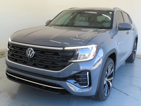 New 2026 Volkswagen Atlas Cross Sport SEL Premium R-Line AWD/4WD image 9