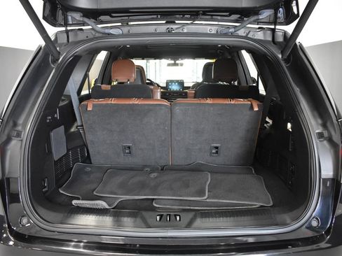 Used 2021 Lincoln Aviator Reserve w/ Equipment Group 210A AWD/4WD image 37