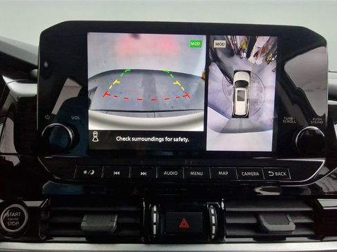 Used 2022 Nissan Pathfinder SL image 27