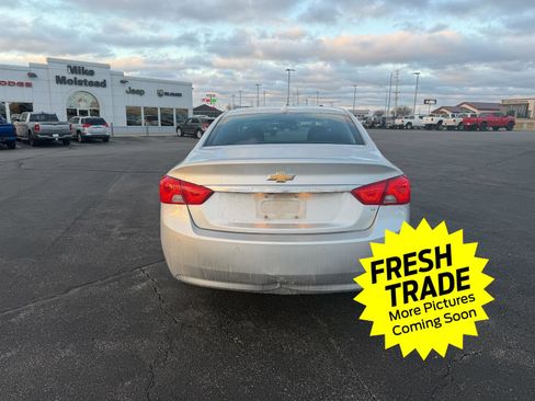 Used 2014 Chevrolet Impala LT w/ Premium Seating Package image 4