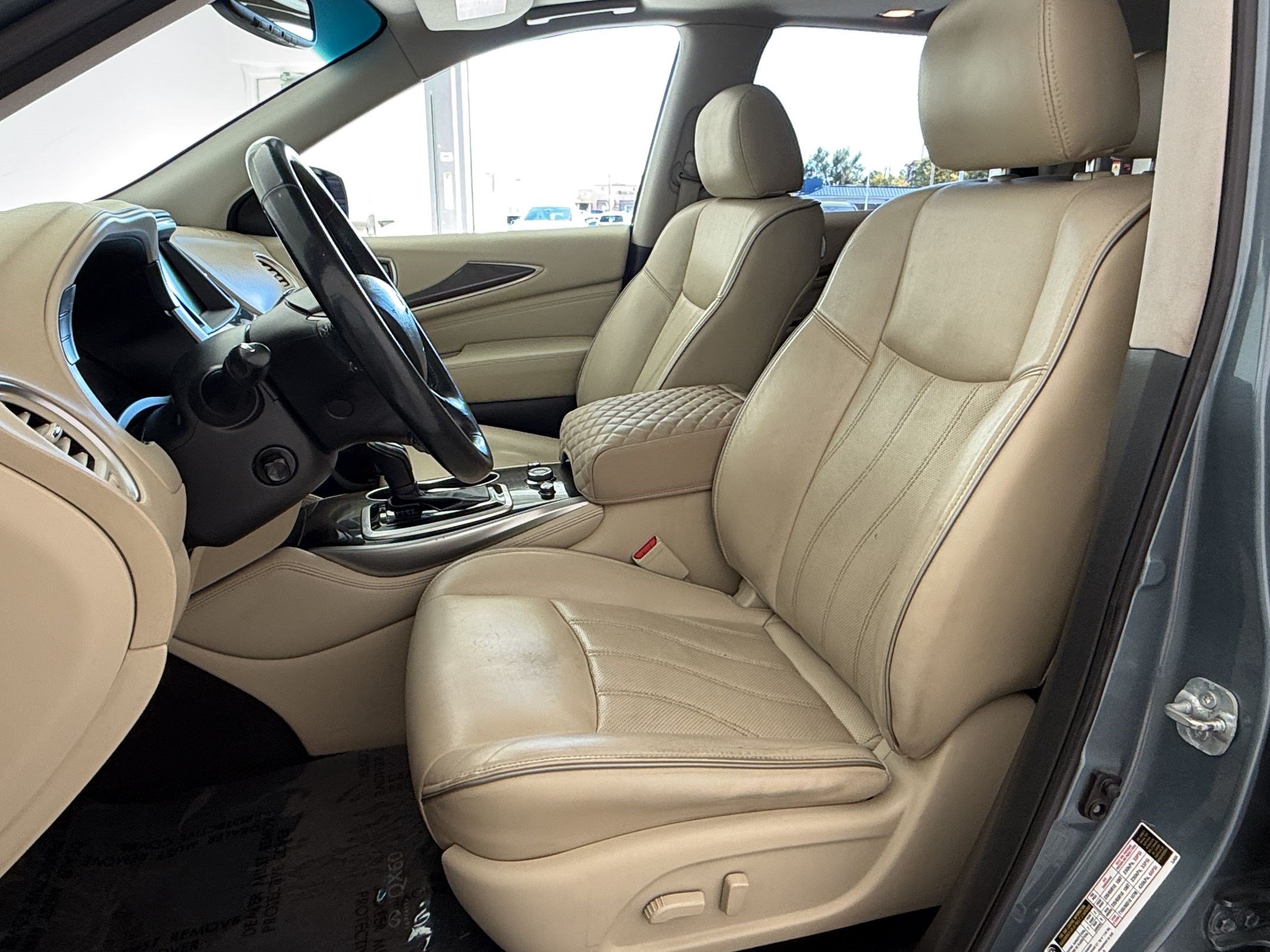 Used 2017 INFINITI QX60 Luxe AWD/4WD image 5