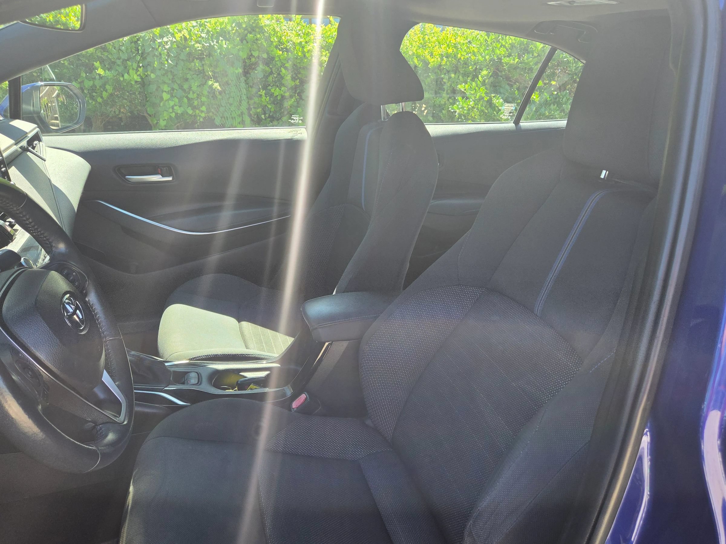 Used 2021 Toyota Corolla SE w/ SE Premium Package FWD image 13