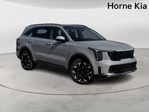 New 2026 Kia Sorento SX image 2