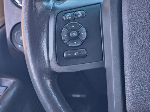 Used 2014 Ford F250 Platinum w/ FX4 Off-Road Package image 27