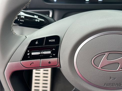 New 2025 Hyundai Elantra Sport image 24