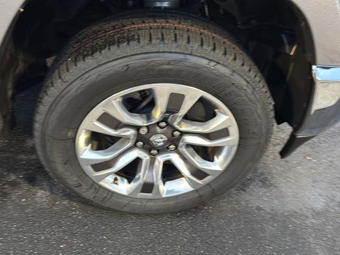 Used 2022 RAM 1500 Limited image 35