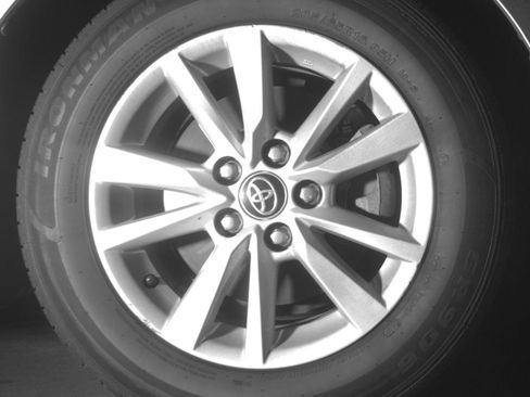 Used 2025 Toyota Camry LE FWD image 16
