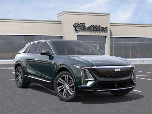 New 2026 Cadillac Lyriq Premium Luxury RWD image 7