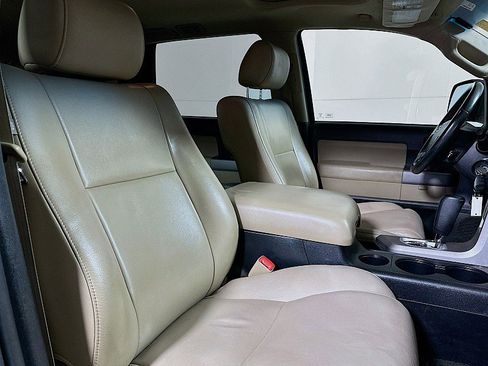 Used 2013 Toyota Sequoia SR5 image 30