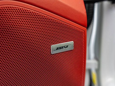 Used 2020 Porsche Cayenne image 23