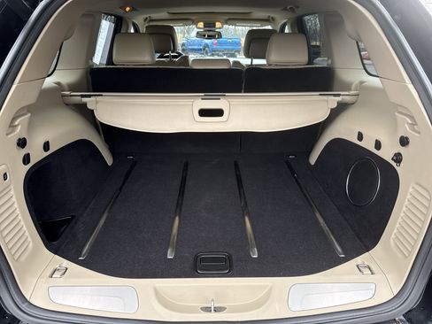 Used 2014 Jeep Grand Cherokee Limited image 11