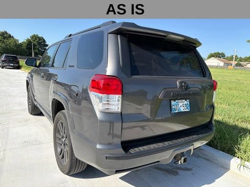 Used 2011 Toyota 4Runner Limited AWD/4WD image 7