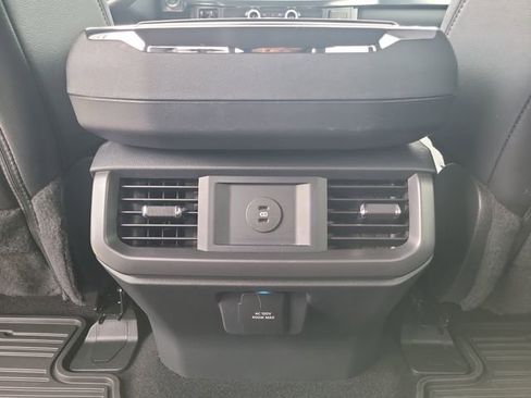 Used 2025 Ford F150 Lariat w/ Equipment Group 501A Mid AWD/4WD image 16