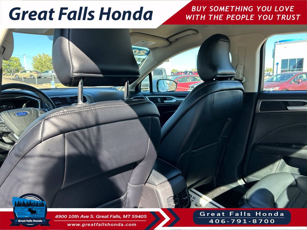 Used 2017 Ford Fusion Energi SE FWD image 22
