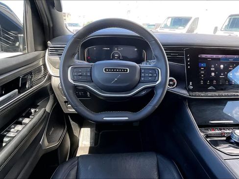 Used 2024 Jeep Wagoneer Series II w/ Flexible Seating Group RWD image 14