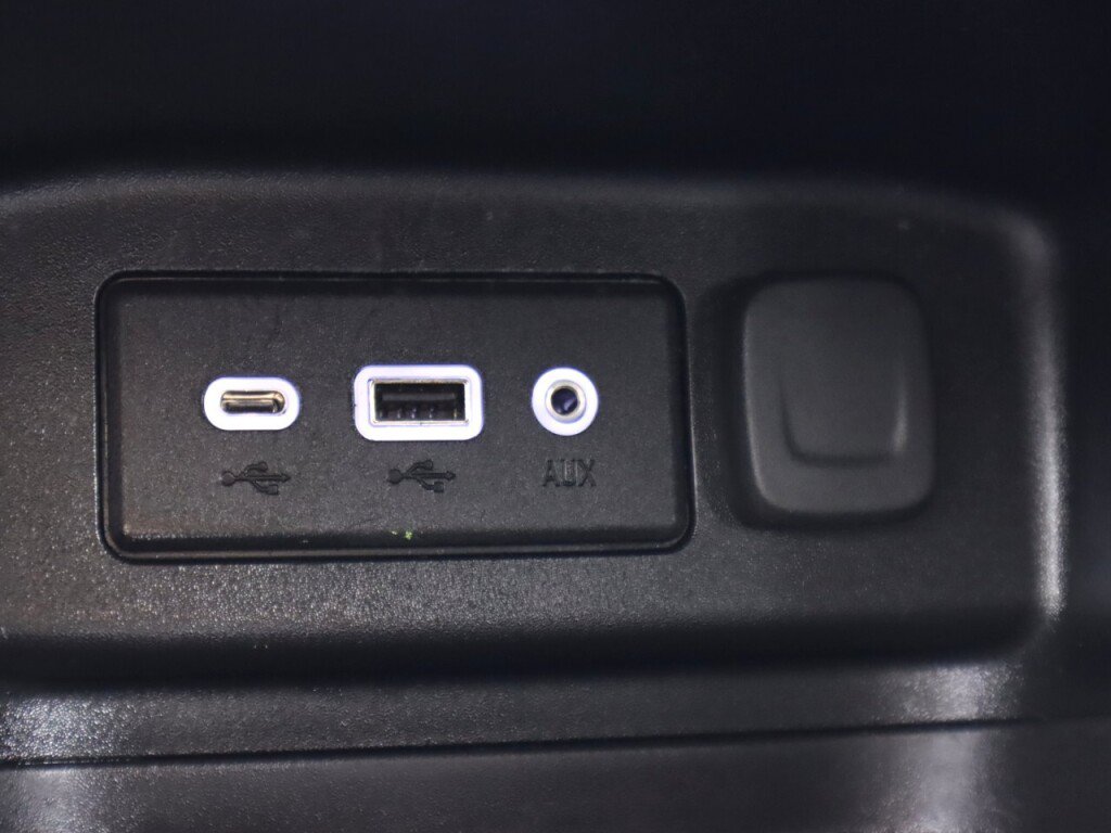 Used 2020 Chevrolet Equinox LT AWD/4WD image 22