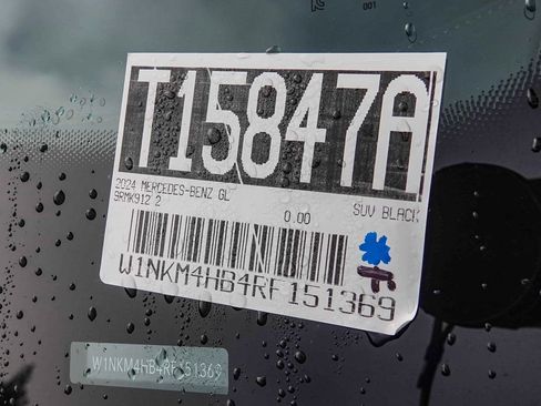 Certified 2024 Mercedes-Benz GLC 300 GLC 300 image 28