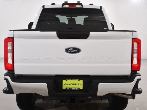 New 2026 Ford F350 XLT w/ FX4 Off-Road Package AWD/4WD image 13