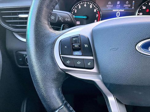 Used 2021 Ford Explorer XLT w/ Class III Trailer Tow Package image 28