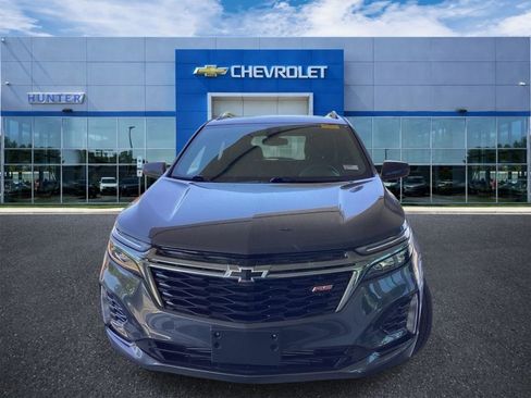 Used 2022 Chevrolet Equinox RS w/ LPO, Floor Liner Package FWD image 4
