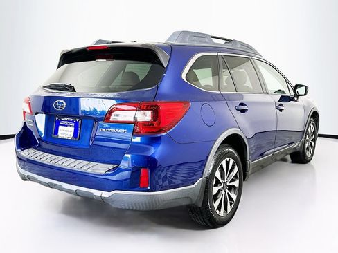Used 2015 Subaru Outback 2.5i Limited AWD/4WD image 7