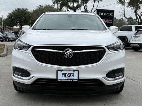 Used 2020 Buick Enclave Essence w/ Sport Touring Edition image 10