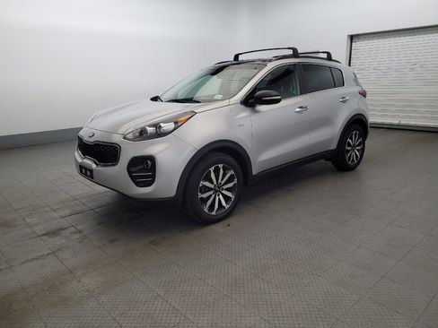 Used 2019 Kia Sportage EX w/ EX Premium Package AWD/4WD image 2
