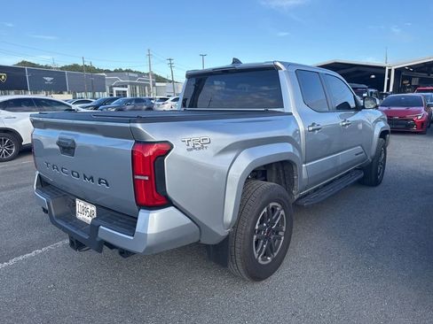 Used 2024 Toyota Tacoma TRD Sport RWD image 4