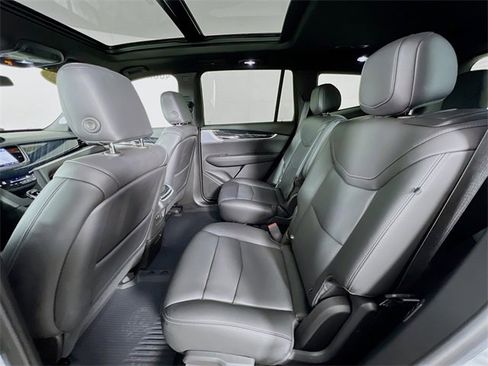 Used 2024 Cadillac XT6 Premium Luxury w/ LPO, Floor Liner Package image 24