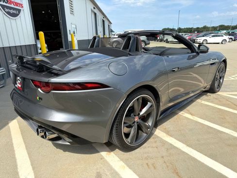 Used 2018 Jaguar F-TYPE R AWD/4WD image 7