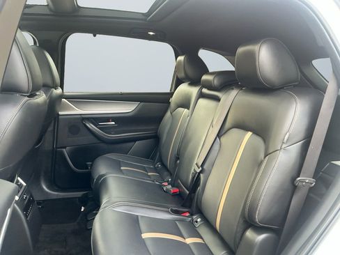 Used 2025 MAZDA CX-70 3.3 Turbo S w/ Premium Package image 13