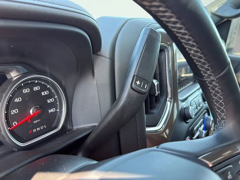 Used 2023 Chevrolet Silverado 2500 High Country w/ Technology Package AWD/4WD image 31