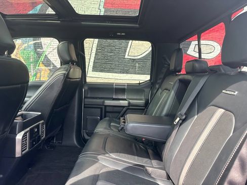Used 2018 Ford F150 Platinum w/ Equipment Group 701A Luxury AWD/4WD image 20