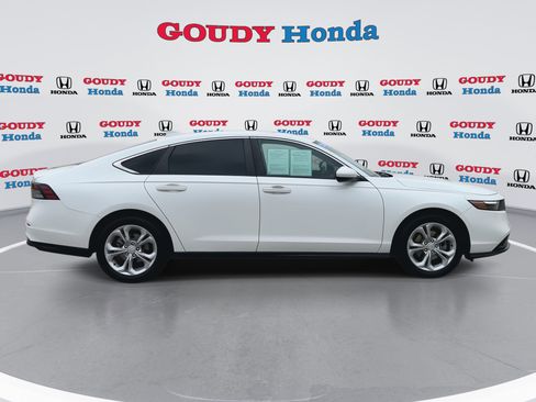 Certified 2024 Honda Accord LX image 9