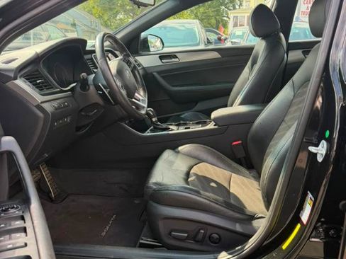 Used 2019 Hyundai Sonata Sport w/ Tech Package 03 FWD image 11