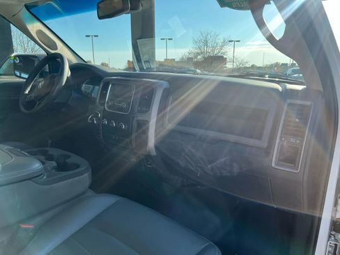 Used 2018 RAM 1500 Express image 17