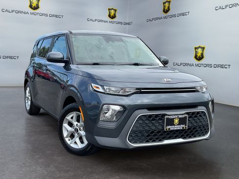 Used 2020 Kia Soul S FWD image 3