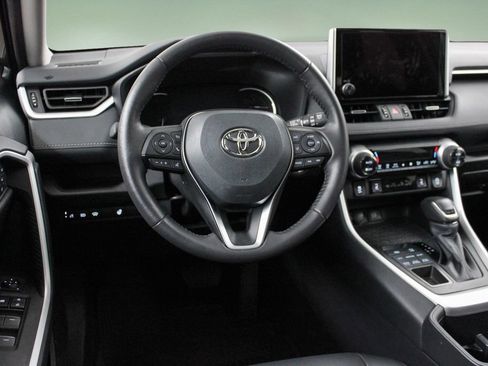 Used 2025 Toyota RAV4 XLE Premium w/ Weather Package AWD/4WD image 17
