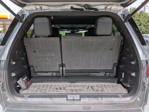 Used 2025 Toyota Sequoia Limited AWD/4WD image 31