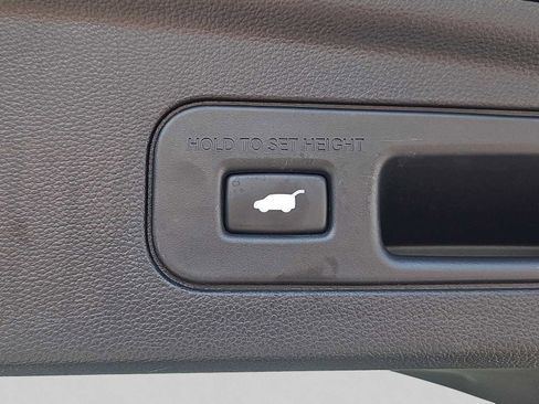 Used 2025 Acura MDX SH-AWD image 22