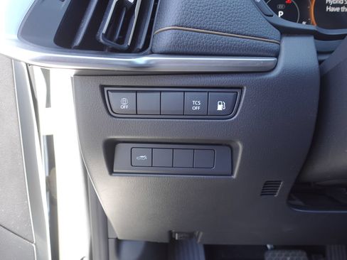 Used 2024 MAZDA CX-90 Plug-In Hybrid w/ Preferred AWD/4WD image 18
