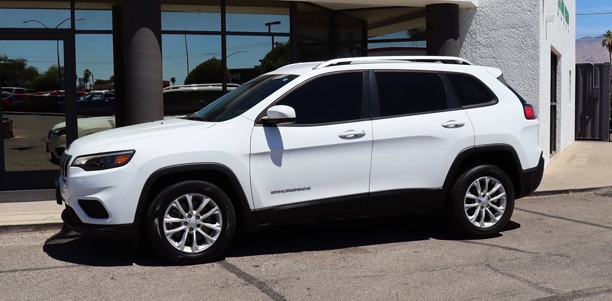 Used 2020 Jeep Cherokee Latitude FWD image 7