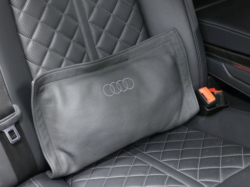 Used 2023 Audi S8 w/ S8 Comfort Plus Package AWD/4WD image 76
