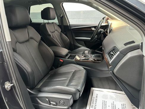 Used 2018 Audi Q5 2.0T Premium Plus w/ Premium Plus Package AWD/4WD image 9