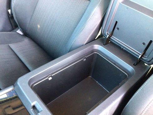 Used 2024 Nissan Altima 2.5 SV image 36