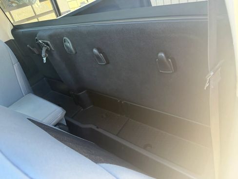 Used 2013 RAM 1500 Express AWD/4WD image 19
