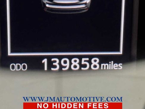 Used 2018 Toyota Highlander XLE AWD/4WD image 23